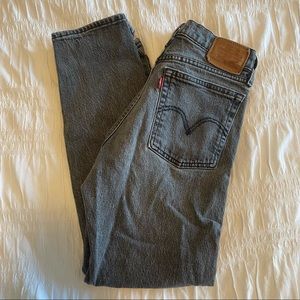 Levi’s Wedgie Straight